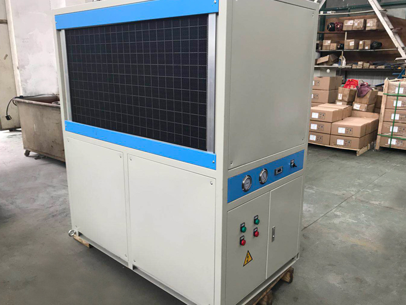 油冷機冬季清洗應該清洗哪些部件？