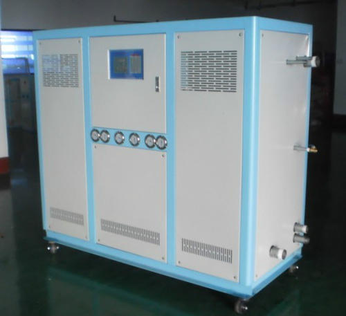 你知道冷油機是怎么降溫的嗎？